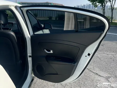 Renault SM3