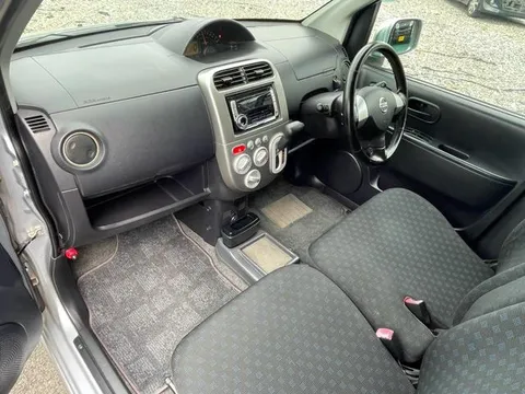 Nissan Otti