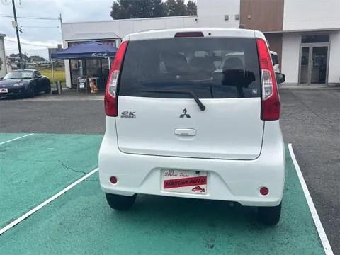 Mitsubishi eK Wagon