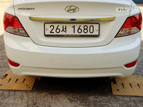 Hyundai Accent