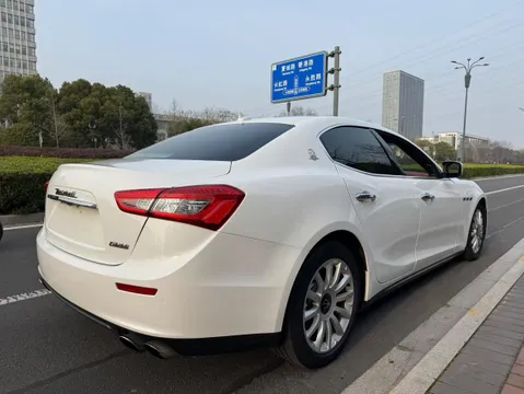Maserati Ghibli