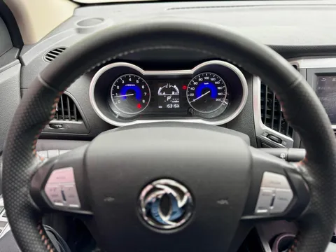 Dongfeng AX3