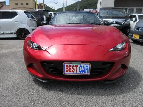 Mazda MX-5 (Roadster)