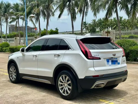 Cadillac XT4