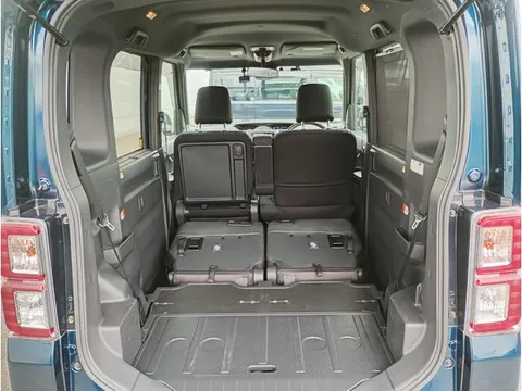 Toyota Pixis Mega