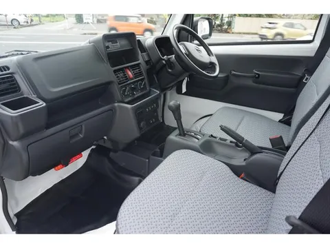Nissan Clipper Truck