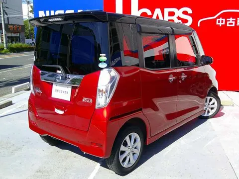 Nissan Dayz Roox