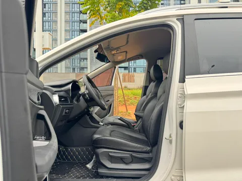 Baojun 360