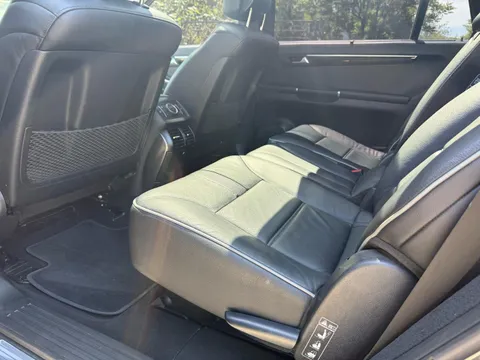 Mercedes-Benz R-Class