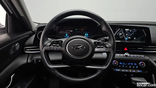 Hyundai Elantra (Avante)