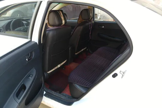 BYD F3