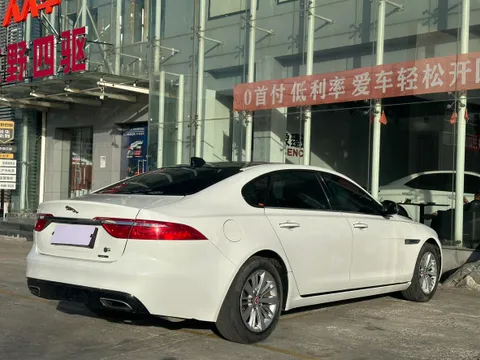 Jaguar XFL