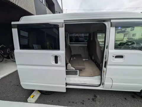 Nissan Clipper