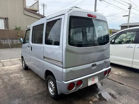 Mitsubishi Minicab Van