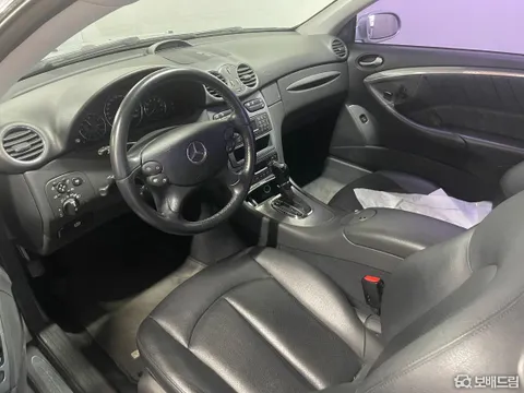 Mercedes-Benz CLK-Class