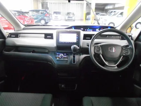 Honda Freed Plus