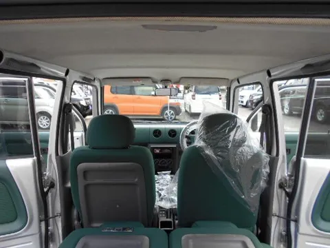 Daihatsu Naked