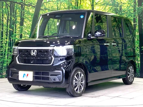 Honda N-BOX Custom