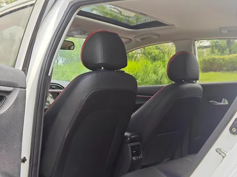 Kia KX