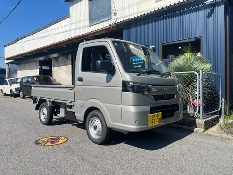 Nissan Clipper Truck