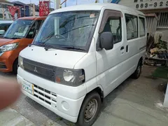 Mitsubishi Minicab Van