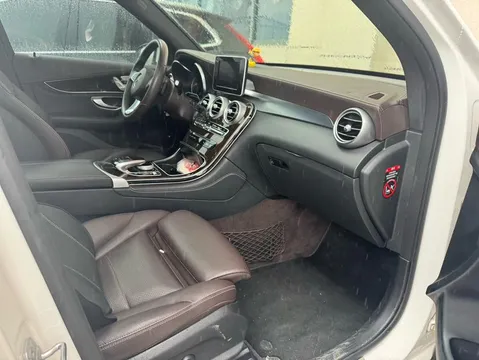 Mercedes-Benz Mercedes-Benz GLC