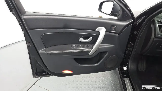Renault SM5