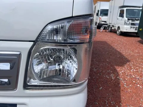 Mazda Scrum Truck