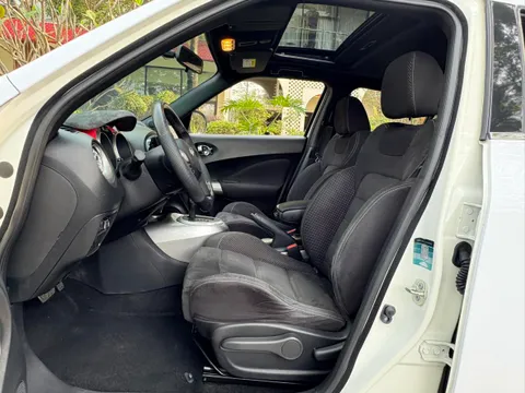 Infiniti ESQ