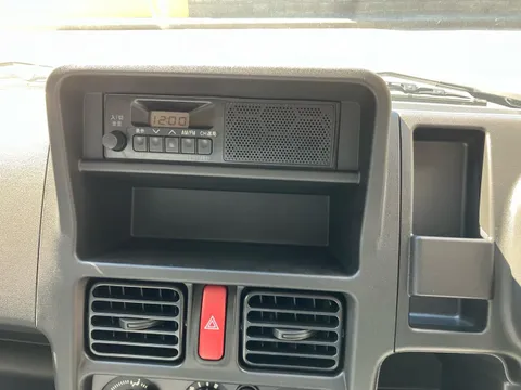Nissan Clipper Truck