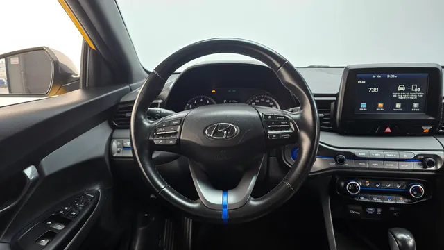 Hyundai Veloster