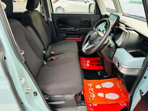 Suzuki Spacia