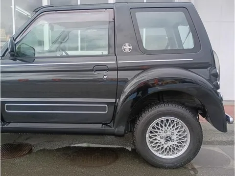 Mitsubishi Pajero JR