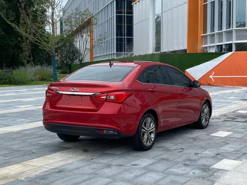 Chery Arrizo 5