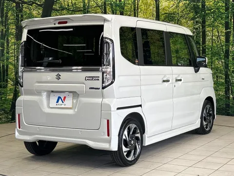 Suzuki Spacia Custom
