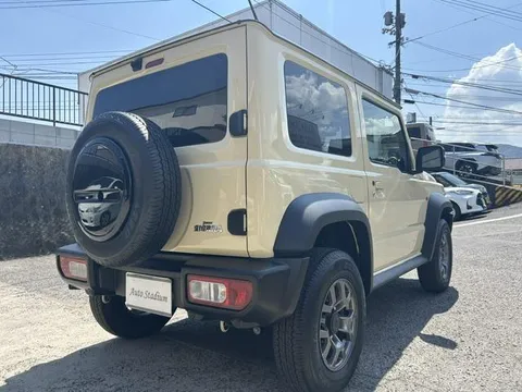 Suzuki Jimny Sierra