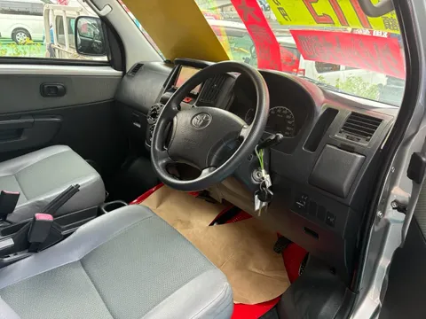 Toyota TownAce Van