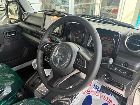 Suzuki Jimny Nomade