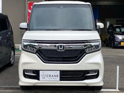 Honda N-BOX Custom