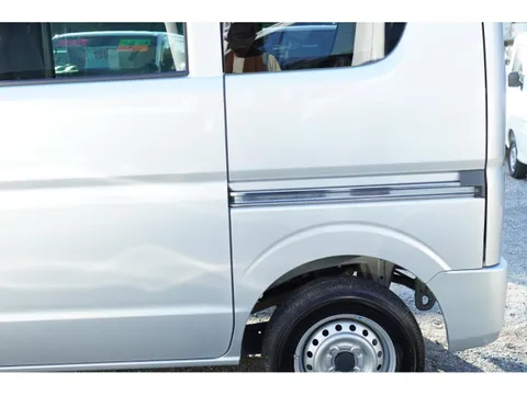 Nissan Clipper