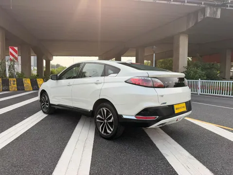 Venucia T90