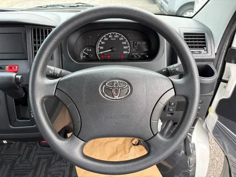 Toyota TownAce Van