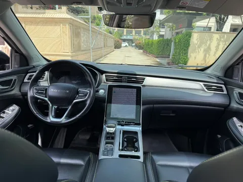 Roewe RX5