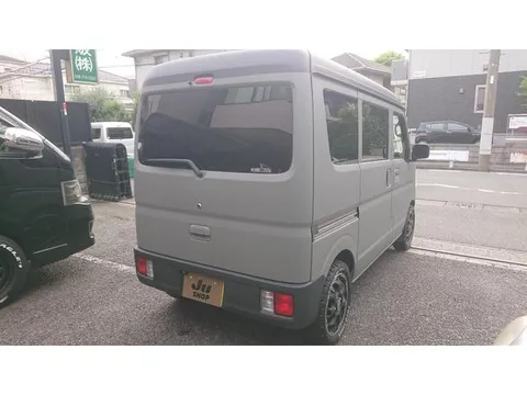 Nissan Clipper