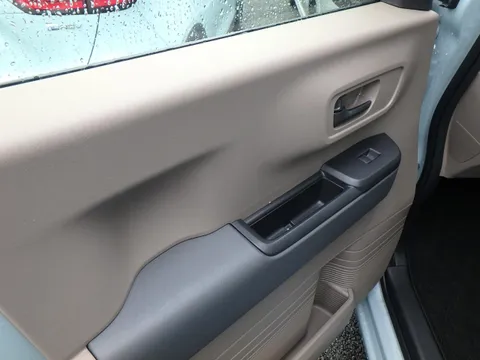 Honda N-BOX Joy