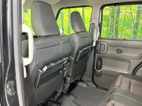 Suzuki Spacia Custom
