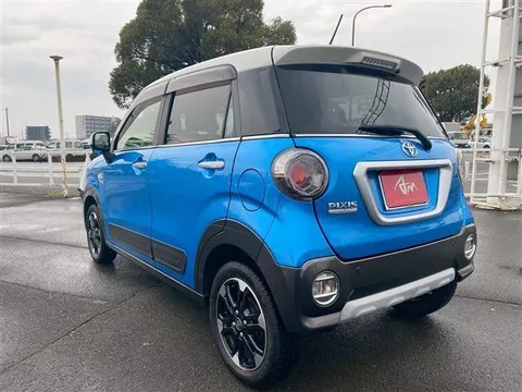 Toyota Pixis Joy