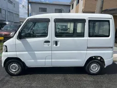 Mitsubishi Minicab Van