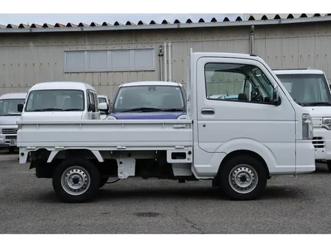 Nissan Clipper Truck
