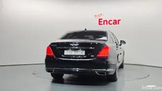 Genesis G90 (EQ900)